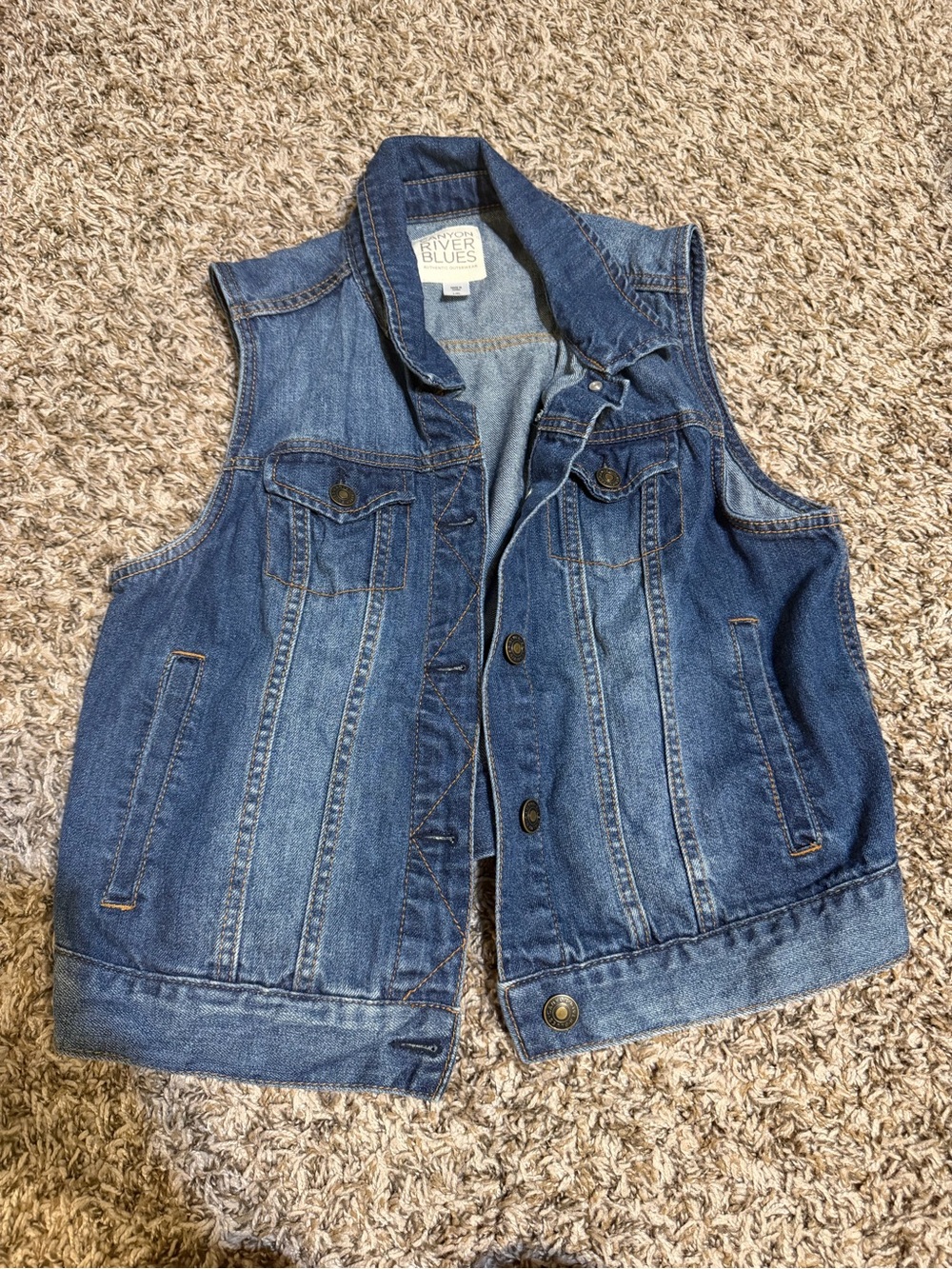 Women’s canyon river blues denim vest. Size large / xl